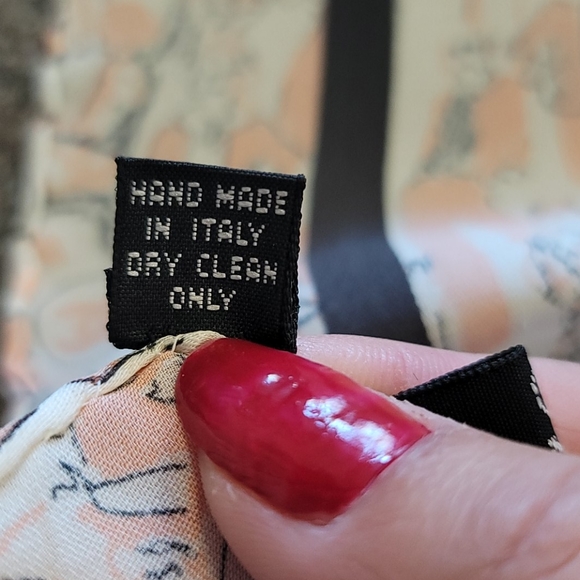 Chanel Vintage flap bag with matching scarf(sold on eBay) - Picture 15 of 16